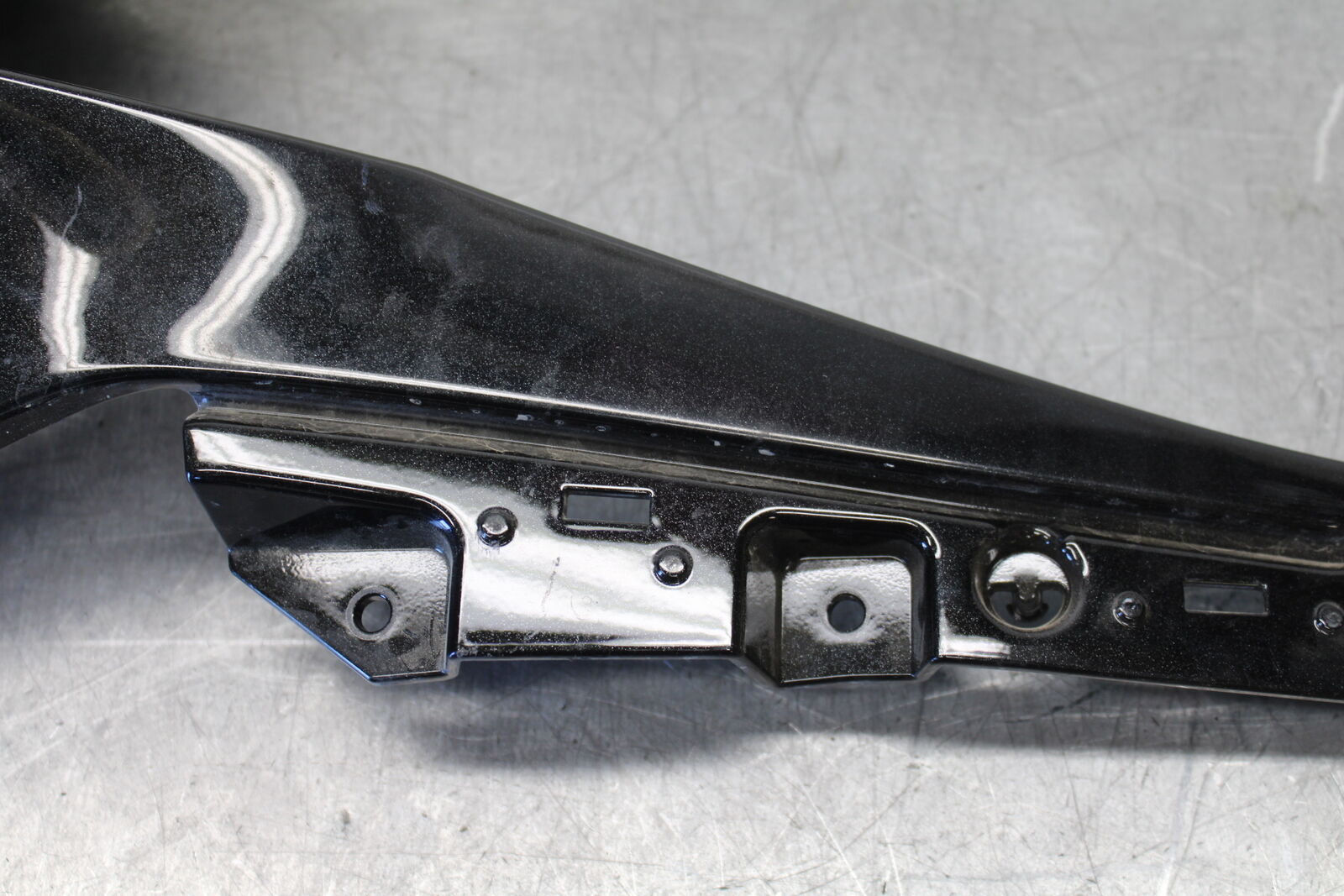 19-22 KAWASAKI Z400 LEFT RIGHT FRONT UPPER MID SIDE FAIRING COWL PLASTIC BB708