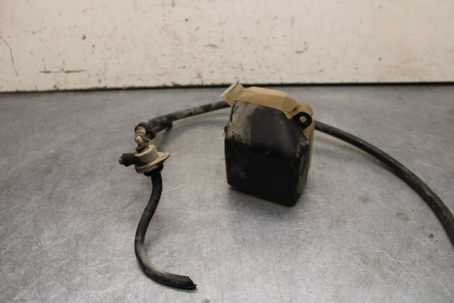 09-15 YAMAHA FZ6R COOLANT WATER TANK RESERVOIR BOTTLE  BB686