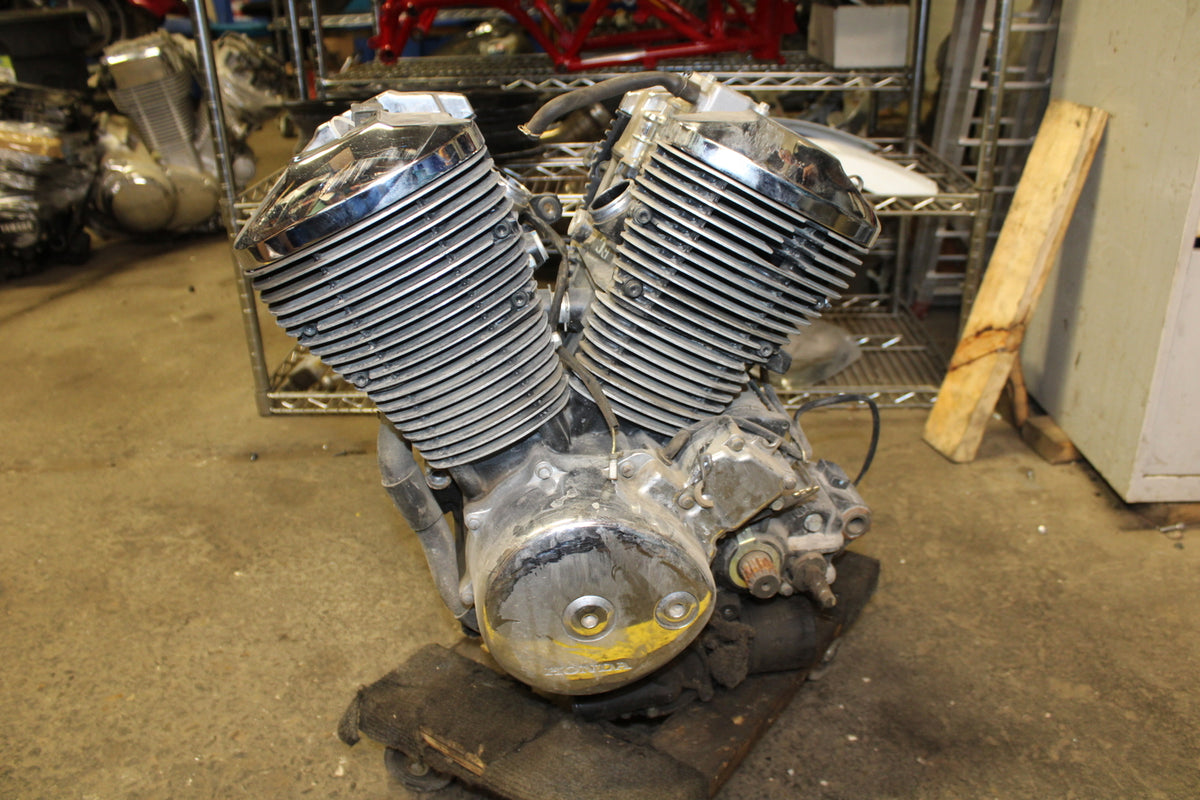 03-05 HONDA SHADOW CLASSIC 750 ENGINE MOTOR BB229