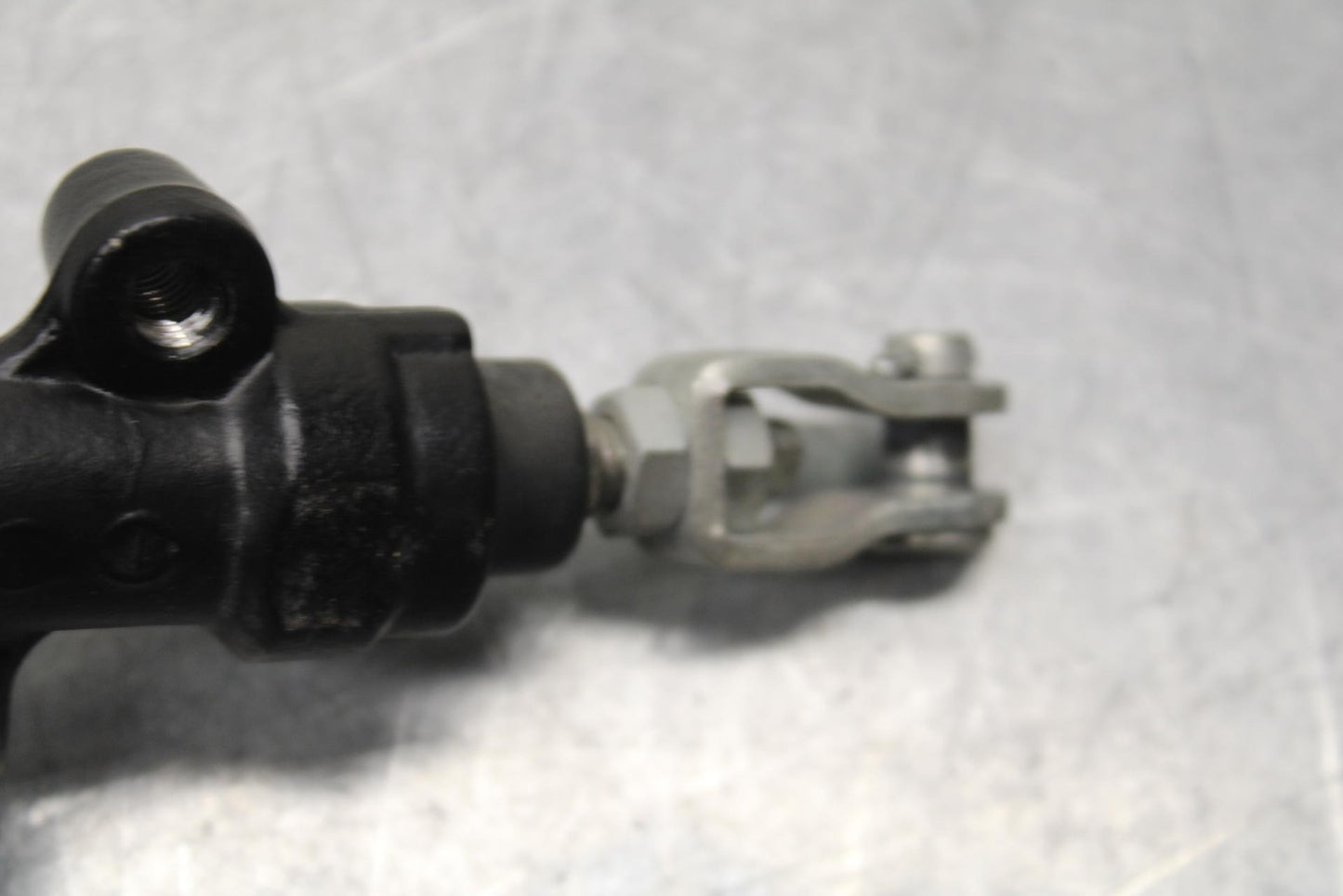 09-12 KAWASAKI NINJA ZX6R REAR BACK BRAKE MASTER CYLINDER W RESERVOIR BB640