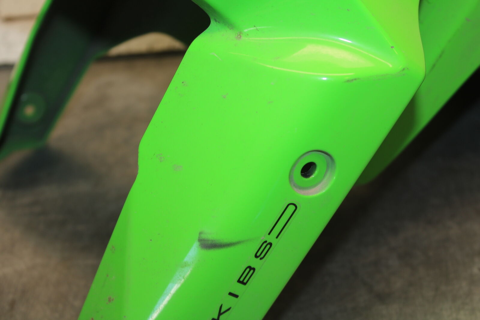 19-23 KAWASAKI NINJA ZX6R FRONT WHEEL FENDER COWL FAIRING BB701