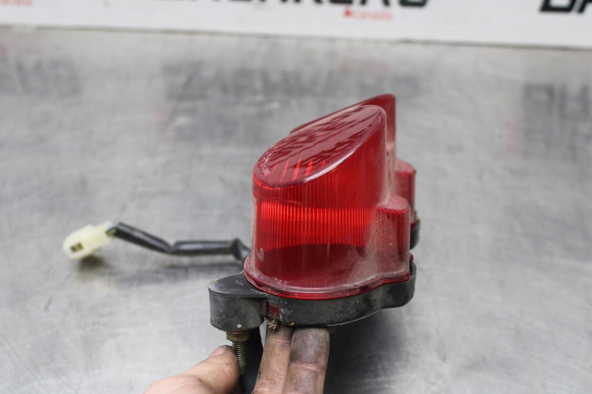 98 KAWASAKI NINJA ZX6 REAR TAIL TAILLIGHT BACK BRAKE LIGHT BB870