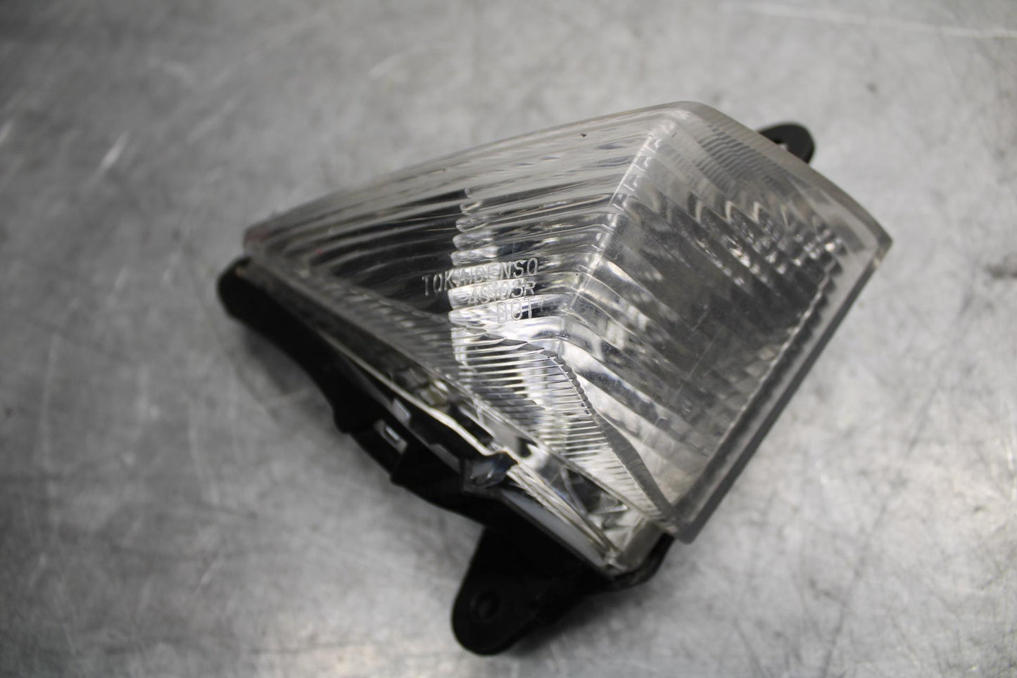 2009 Kawasaki Ninja ZX6R ZX600R FRONT  TURN SIGNALS LIGHT INDICATORS BB548