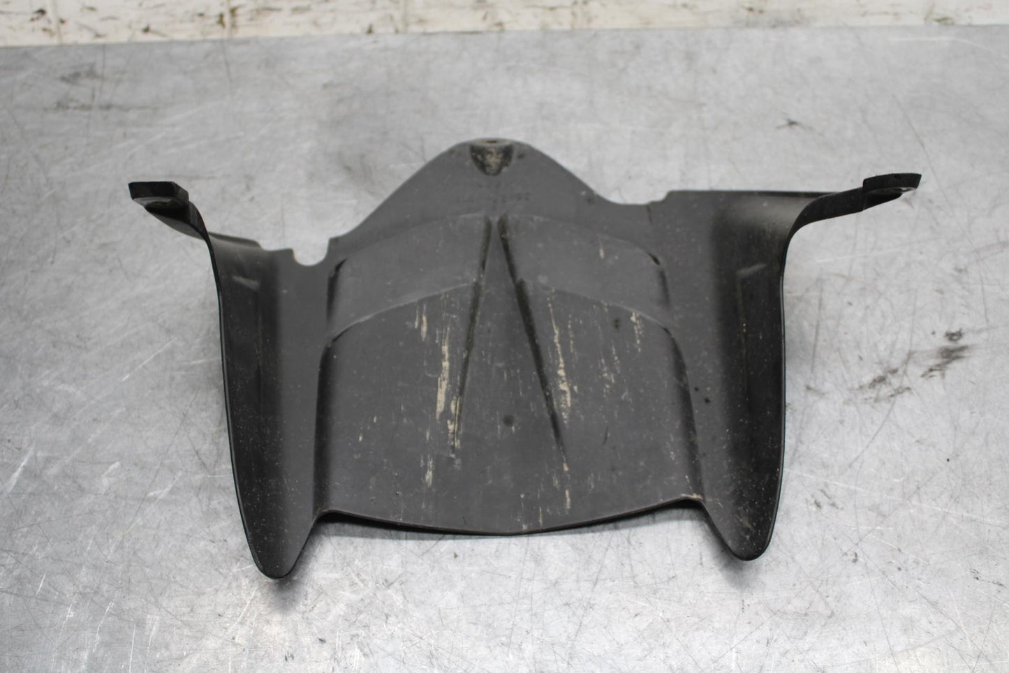 2009 Kawasaki Ninja ZX6R ZX600R REAR  WHEEL TIRE HUGGER FENDER  BB548