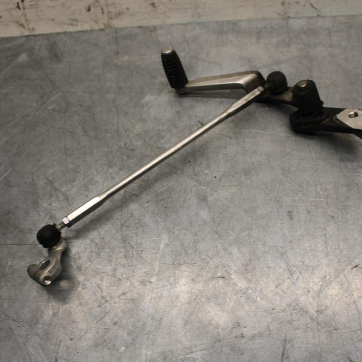 11-21 SUZUKI GSXR750 SHIFTER LINKAGE SHIFT LINK PEDAL BB486