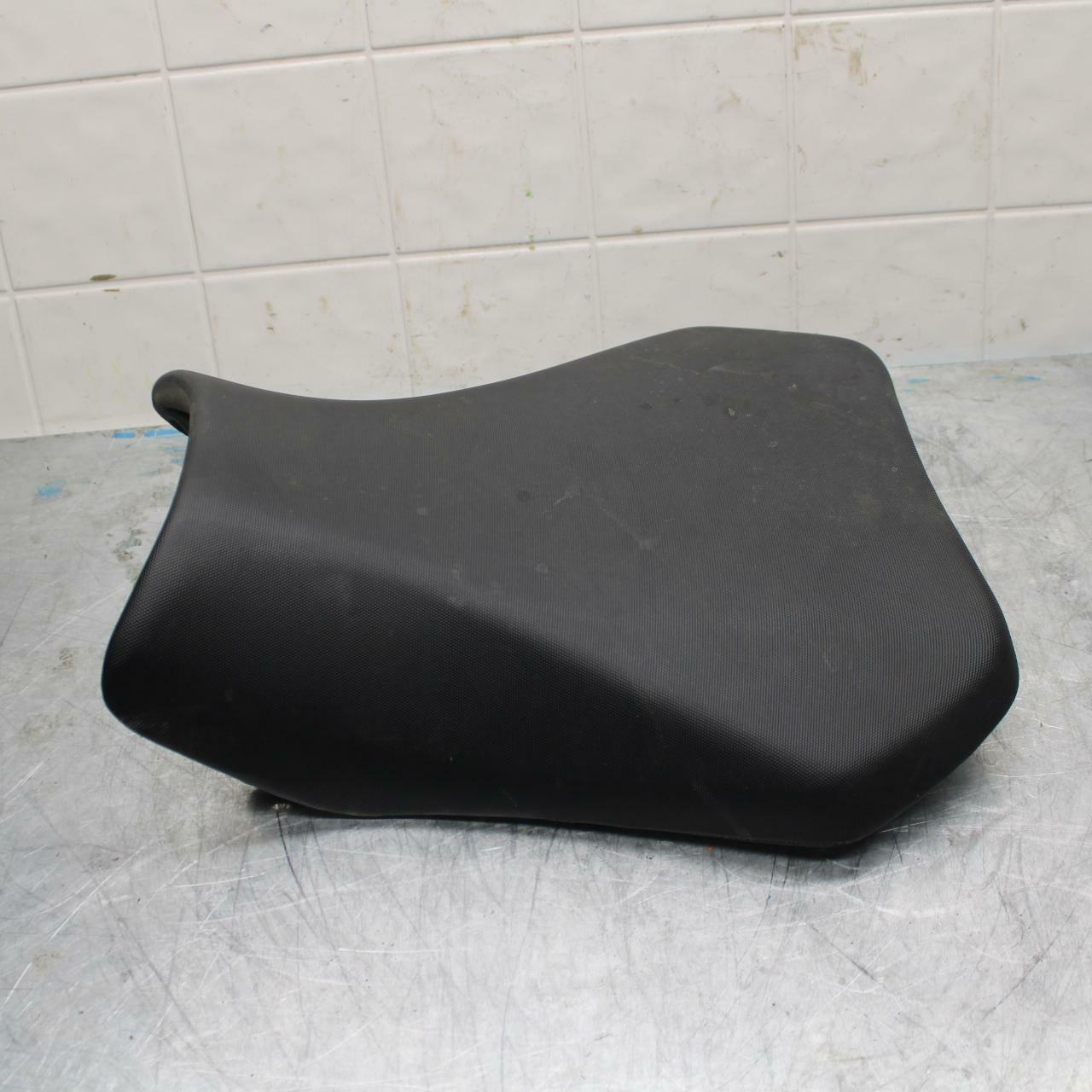 15-21 SUZUKI GSXR600 FRONT DRIVERS SEAT PAD SADDLE PILLION BB418