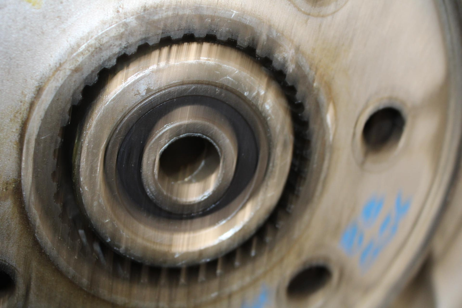 2005 Kawasaki Vulcan 1600 VN1600D Nomad REAR ROTOR AND WHEEL BB556