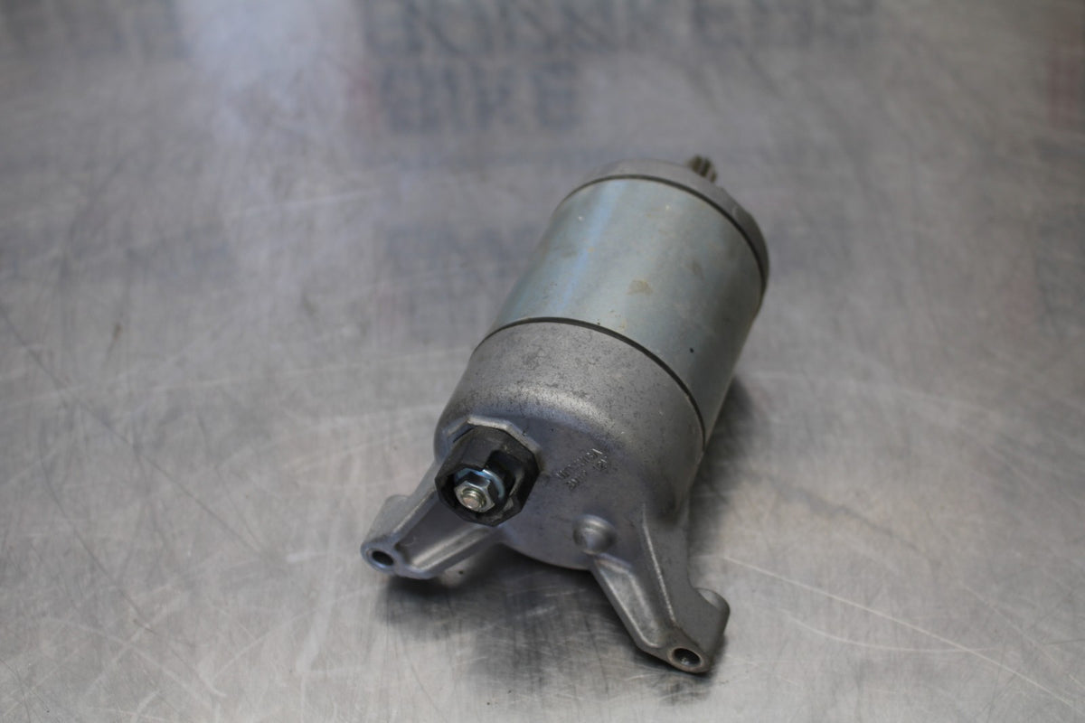 09 YAMAHA V STAR 950 ENGINE STARTING STARTER MOTOR -DC 12V BB172