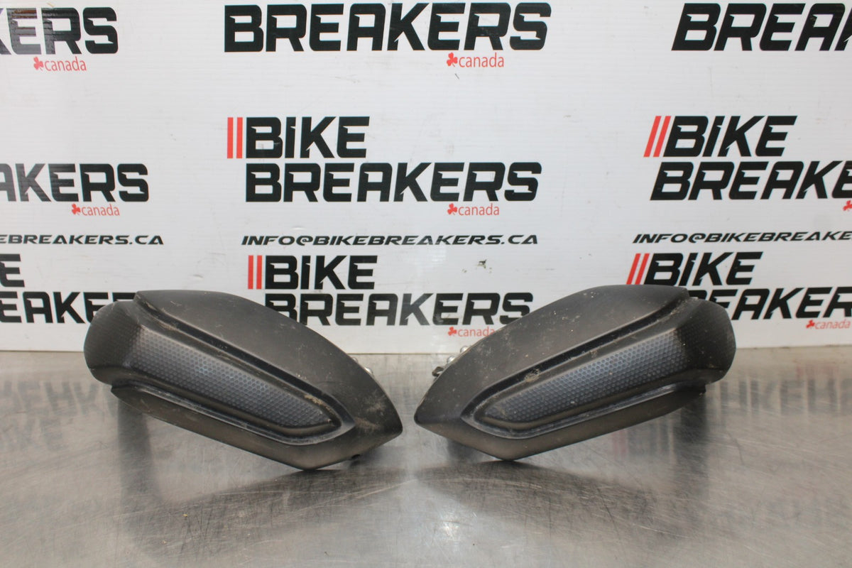 18 YAMAHA SUPER TENERE HAND GUARD COVER SHIELD SET BB832