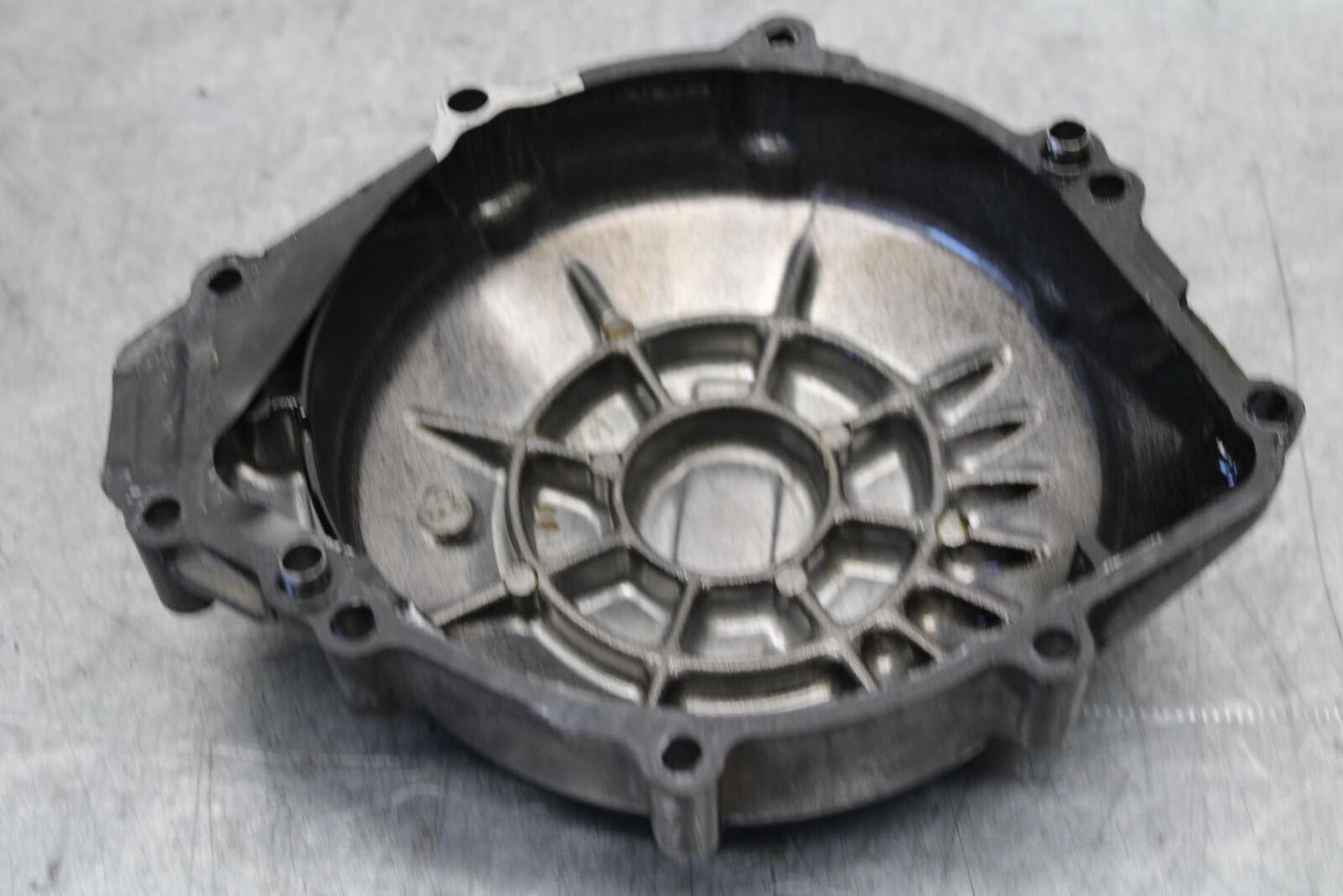 1998 Yamaha YZF R1 STATOR MAGNETO ALTERNATOR COVER 4XV-15411-00-00  BB53