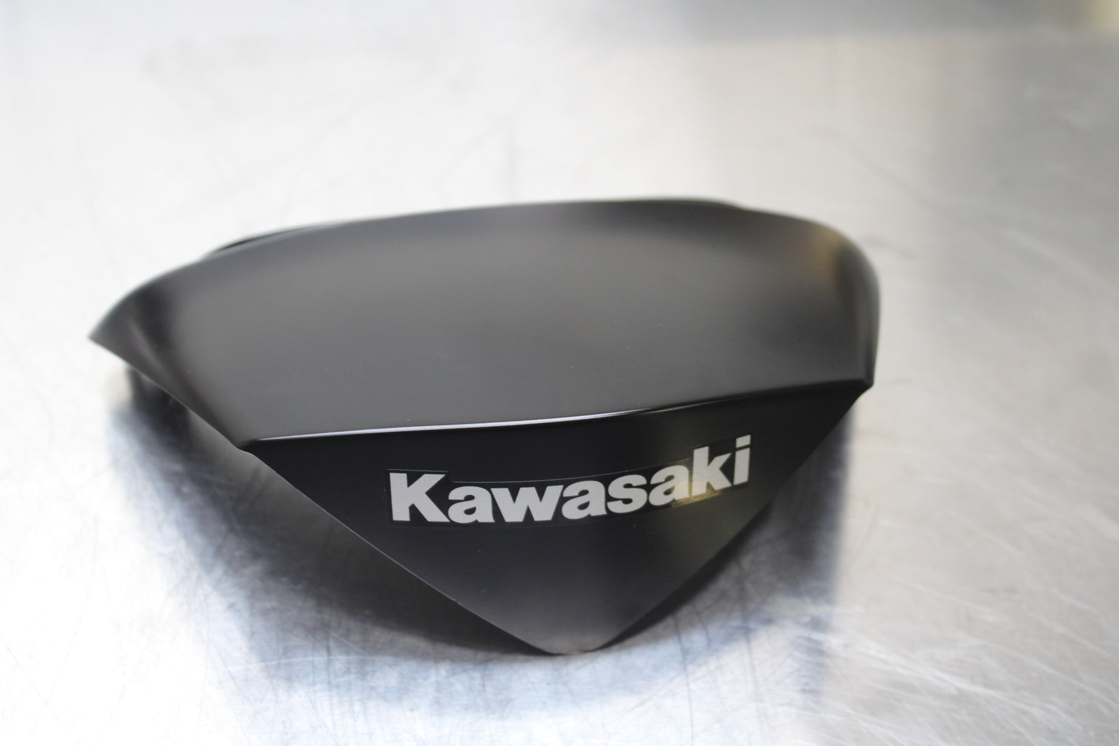 23-24 KAWASAKI NINJA ZX14R CENTER REAR BACK TAIL FAIRING COVER TRIM COWL BB141