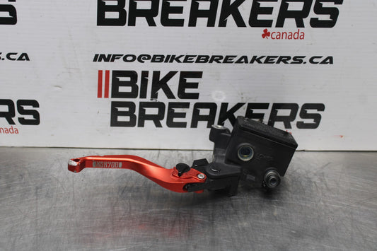 20-21 YAMAHA XSR900 FRONT BRAKE MASTER CYLINDER w/ LEVER BB782