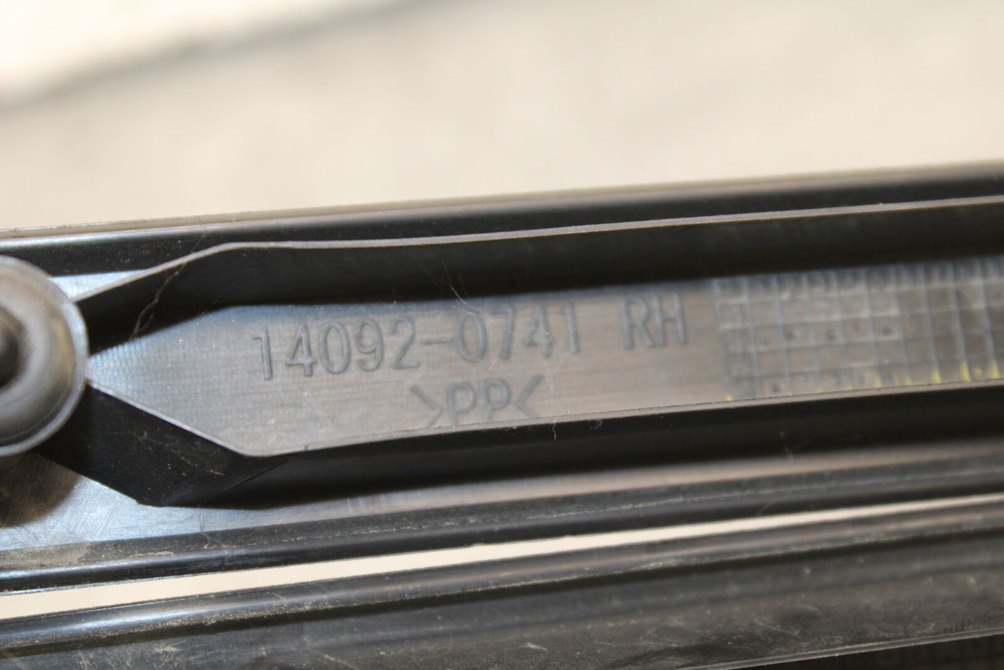 12-17 KAWASAKI ER-6N Z650 RIGHT LEFT GAS FUEL TANK PANELS COVERS TRIM SET  BB709