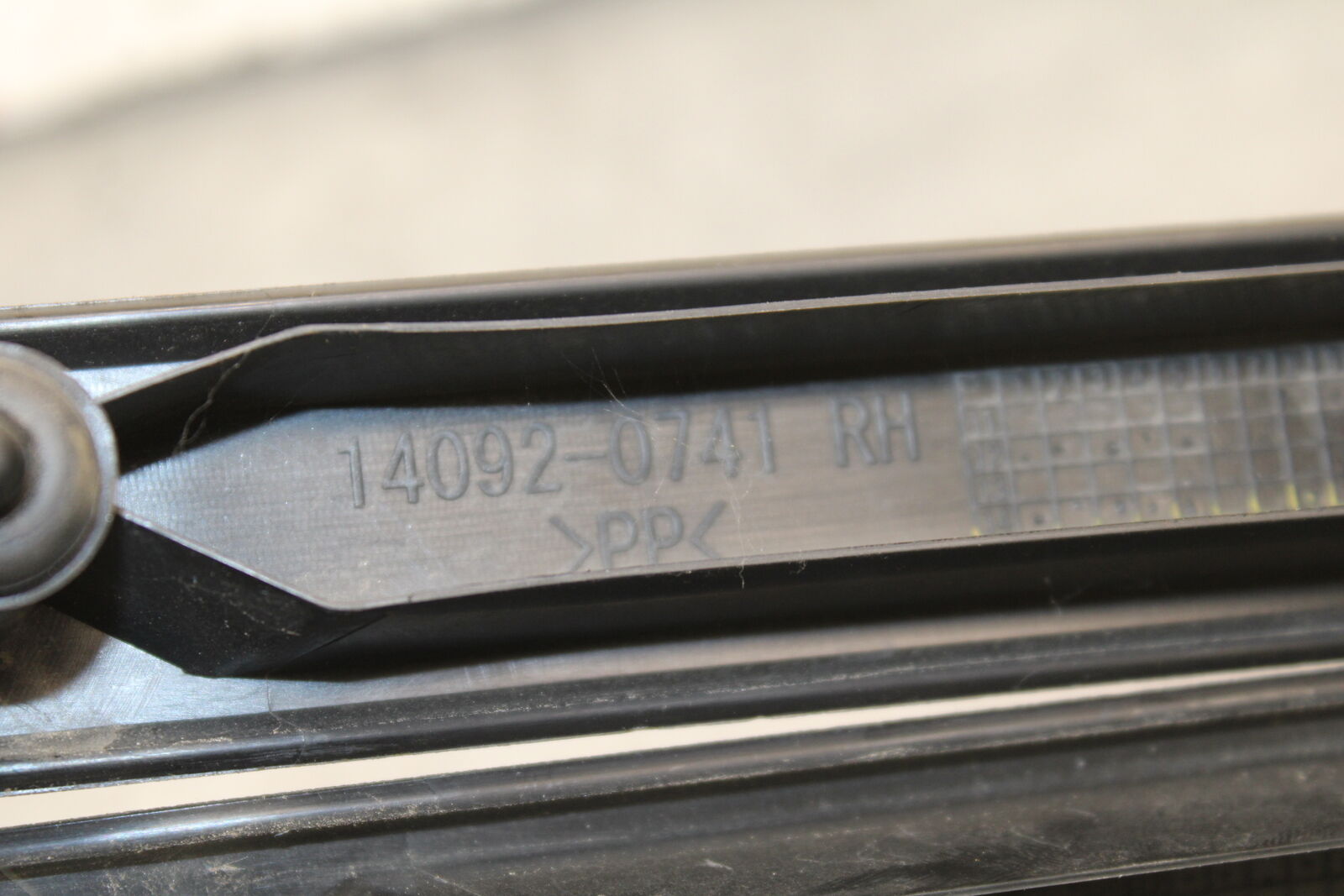 12-17 KAWASAKI ER-6N Z650 RIGHT LEFT GAS FUEL TANK PANELS COVERS TRIM SET  BB709