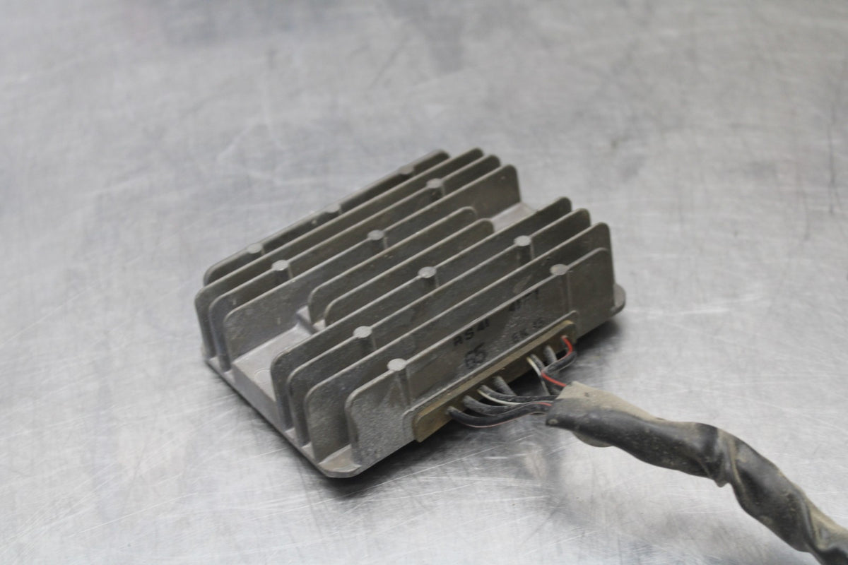 07 SUZUKI BOULEVARD M50 RECTIFIER VOLTAGE REGULATOR BB897