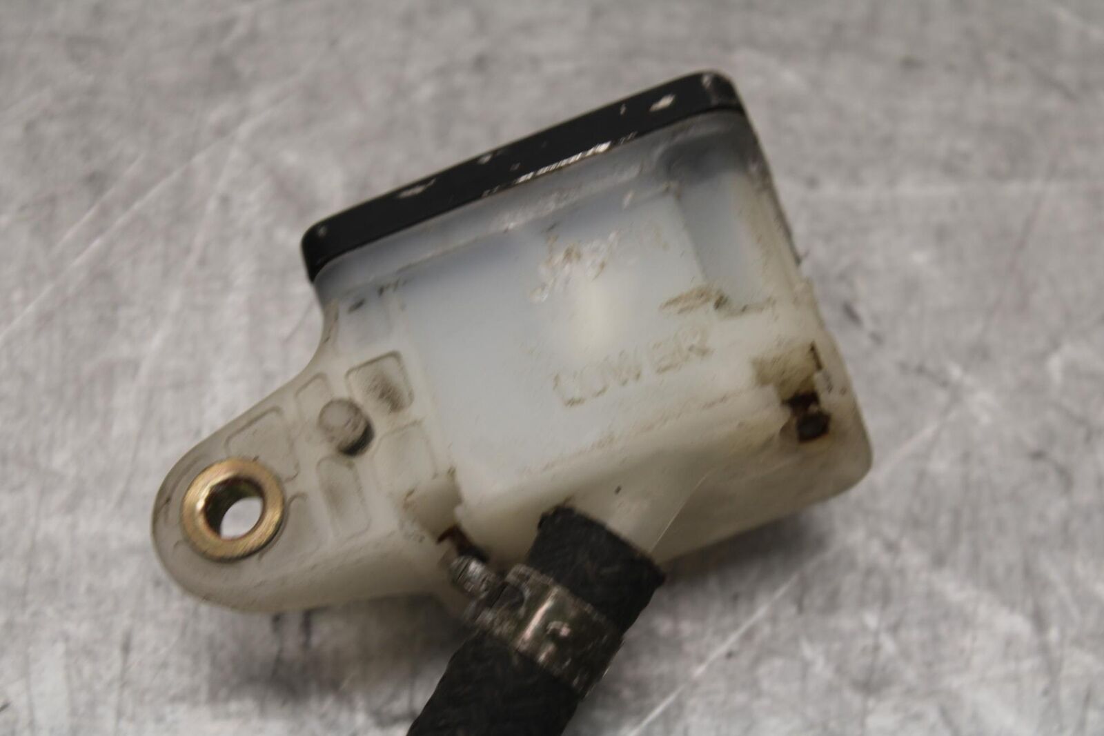 03-04 HONDA CBR600RR REAR BACK BRAKE MASTER CYLINDER W RESERVOIR  BB637