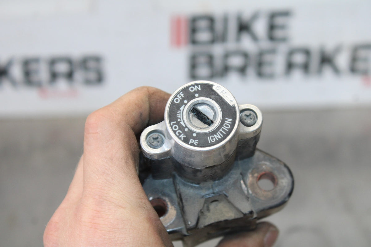 97-00 SUZUKI GSXR600 SRAD IGNITION LOCK & SEAT LOCK NO KEY BB921