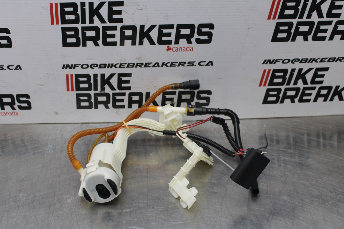 08 HARLEY-DAVIDSON ELECTRA GLIDE POLICE EFI FLHTPI FUEL GAS PUMP BB816