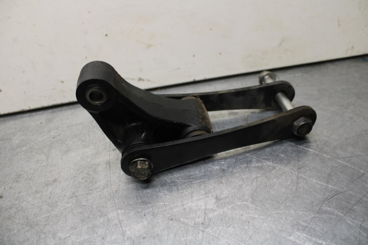 08-12 KAWASAKI NINJA 250R EX250J REAR DOGBONE SHOCK LINKAGE LINK BB612