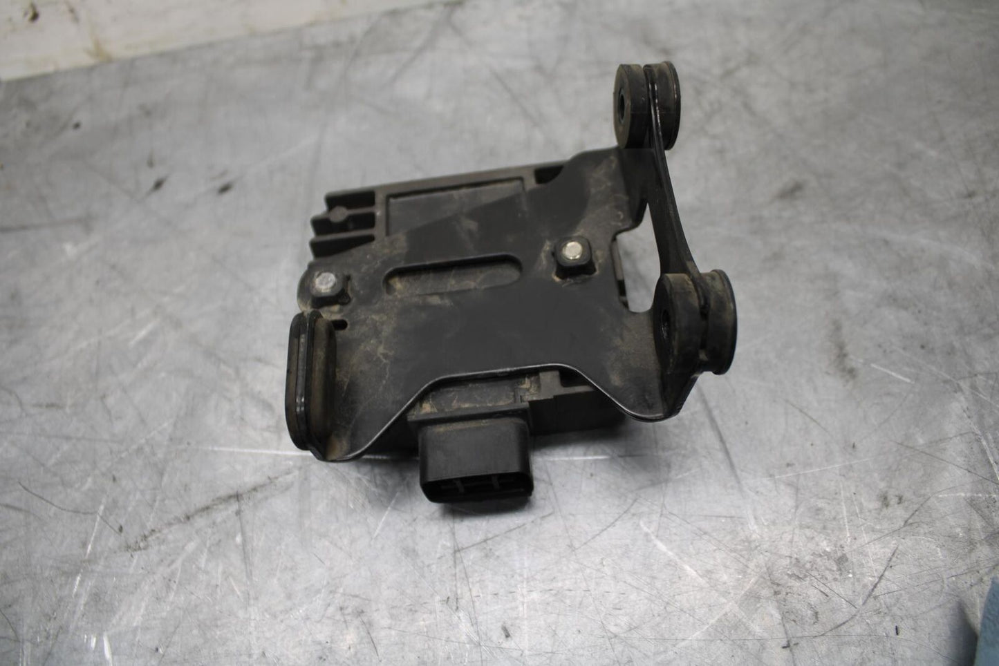 12-17 KAWASAKI NINJA 650 RECTIFIER VOLTAGE REGULATOR 21066-0033 BB470