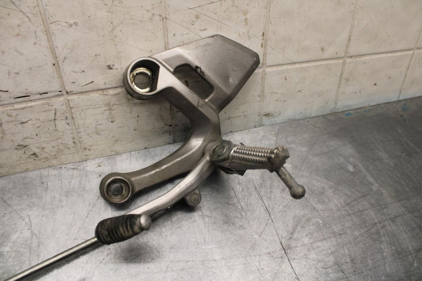2016 Yamaha XSR900 ABS LEFT REARSET REAR SET FOOT PEG W SHIFTER BB516