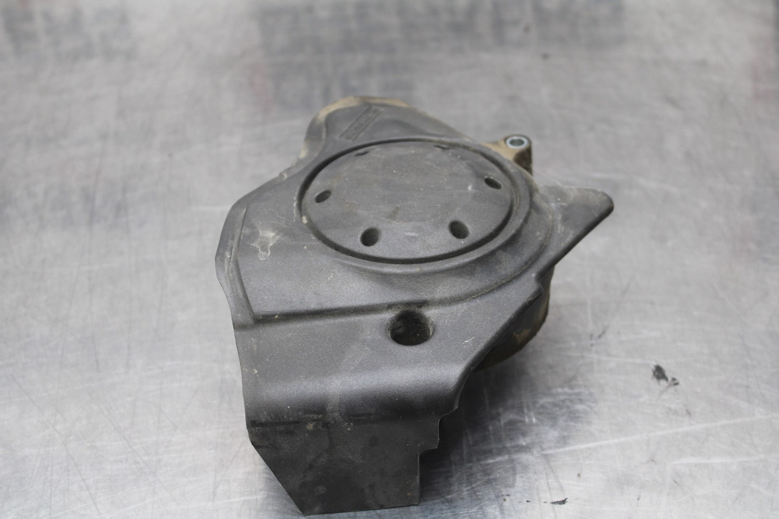 09-10 KAWASAKI ER-6N ENGINE SPROCKET COVER BB205