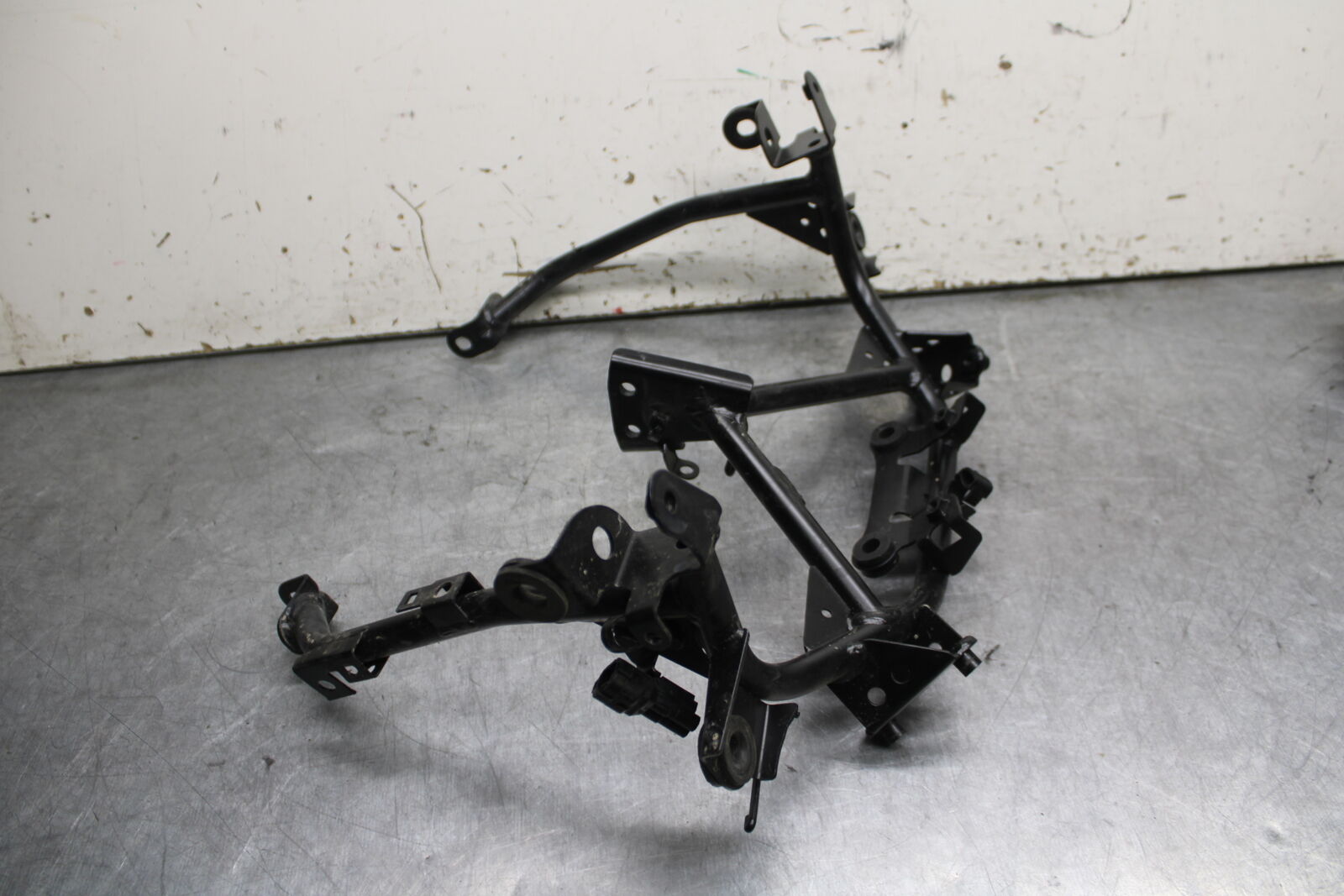 18-24 KAWASAKI NINJA 650 UPPER FAIRING MIRROR GAUGES STAY BRACKET BB725