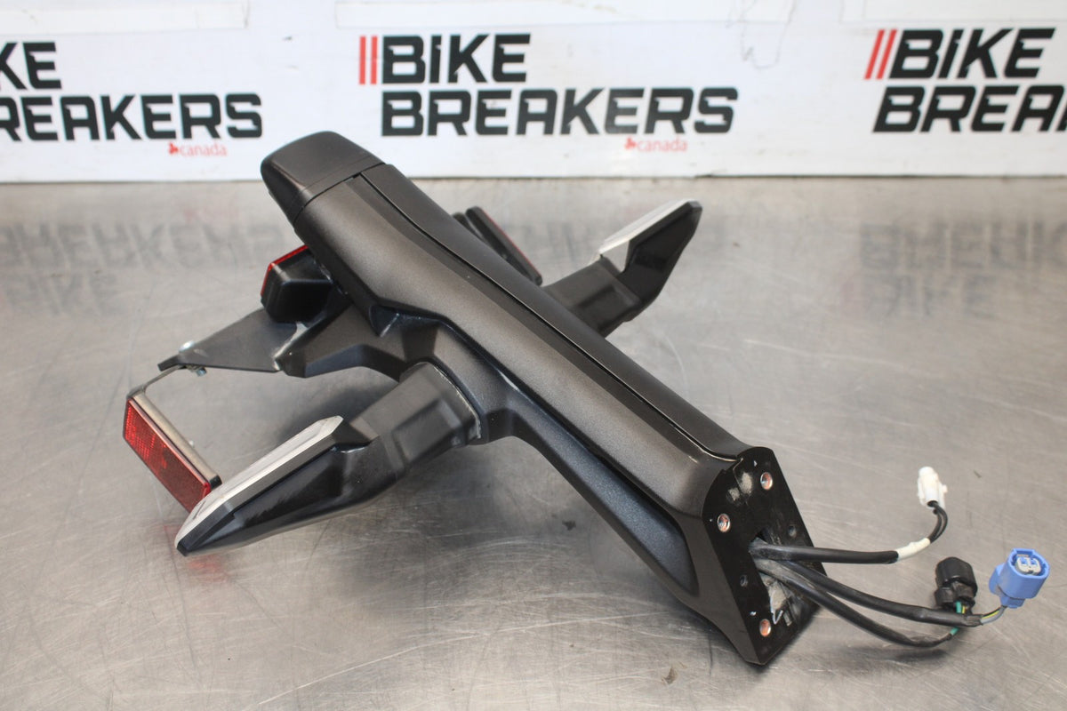 22 KAWASAKI NINJA ZX6R ZX636 ABS 40TH ANNIVERSARY REAR BACK FENDER LIGHTS BB911