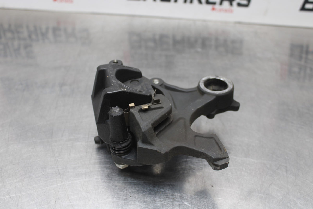 08-10 SUZUKI GSXR 600 REAR BACK BRAKE CALIPER W MOUNT BRACKET BB202