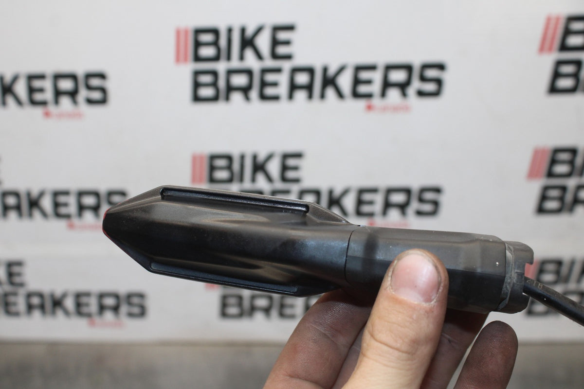 23 KAWASAKI NINJA 650 EX650 REAR LEFT RIGHT TURN SIGNALS LIGHT INDICATORS BB920