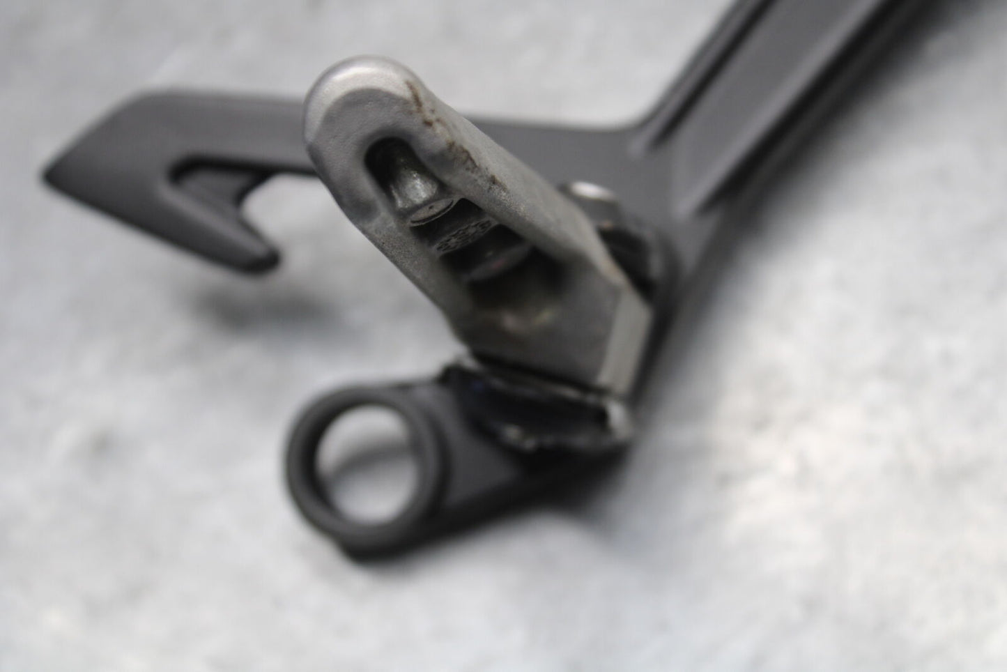 18-23 KAWASAKI NINJA 400 REAR BACK PASSENGER PEG SET PAIR  BB660