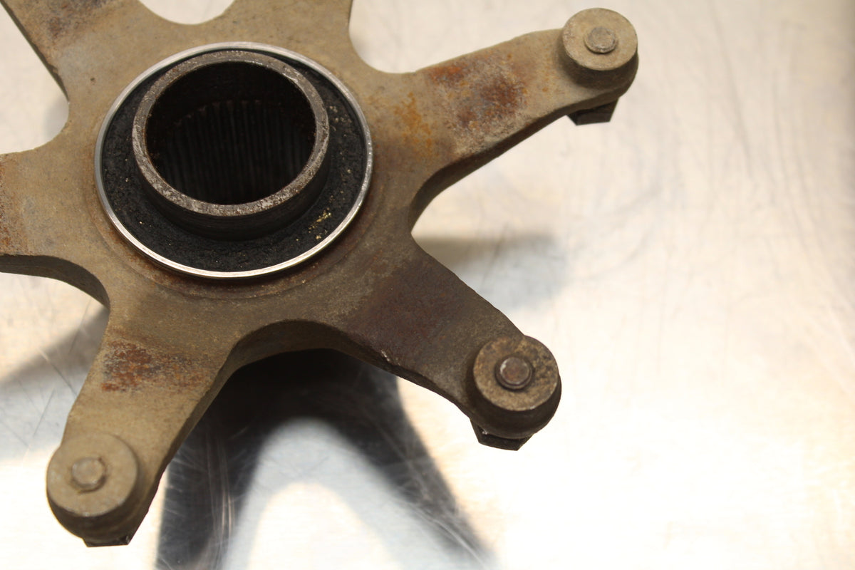 93 YAMAHA BANSHEE 350 REAR SPROCKET HUB BB135