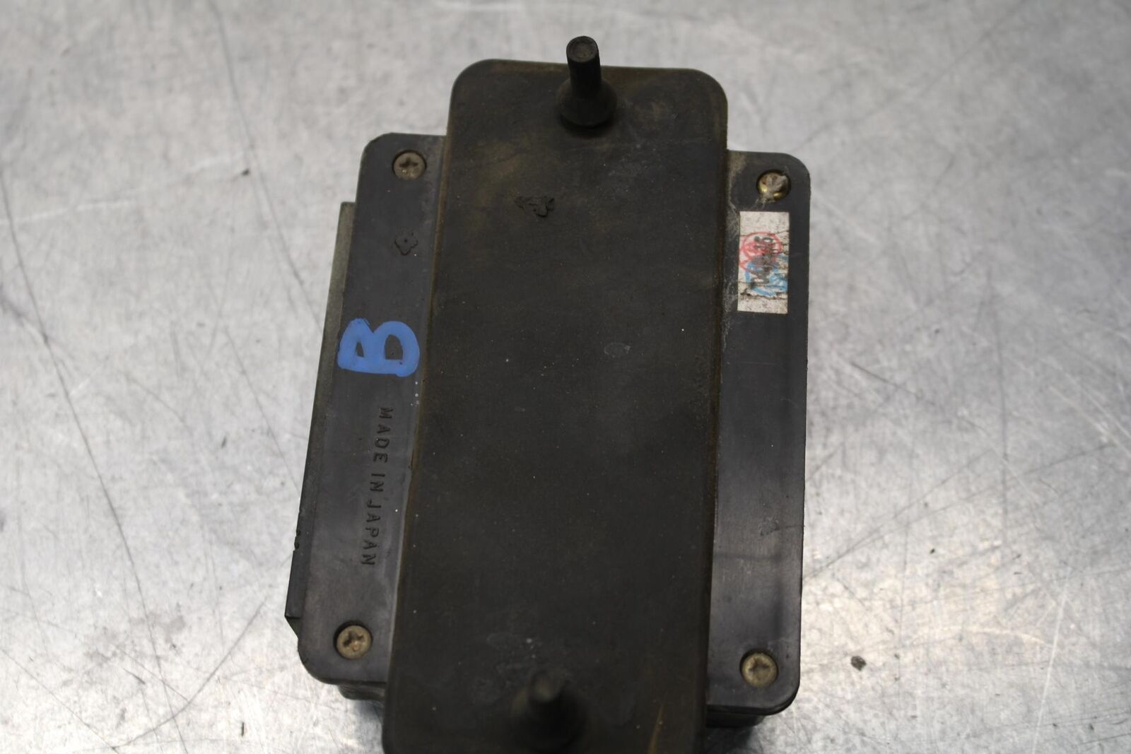 2005 Kawasaki Vulcan 1500 VN1500N Classic FUSE RELAY JUNCTION BOX A & B BB576