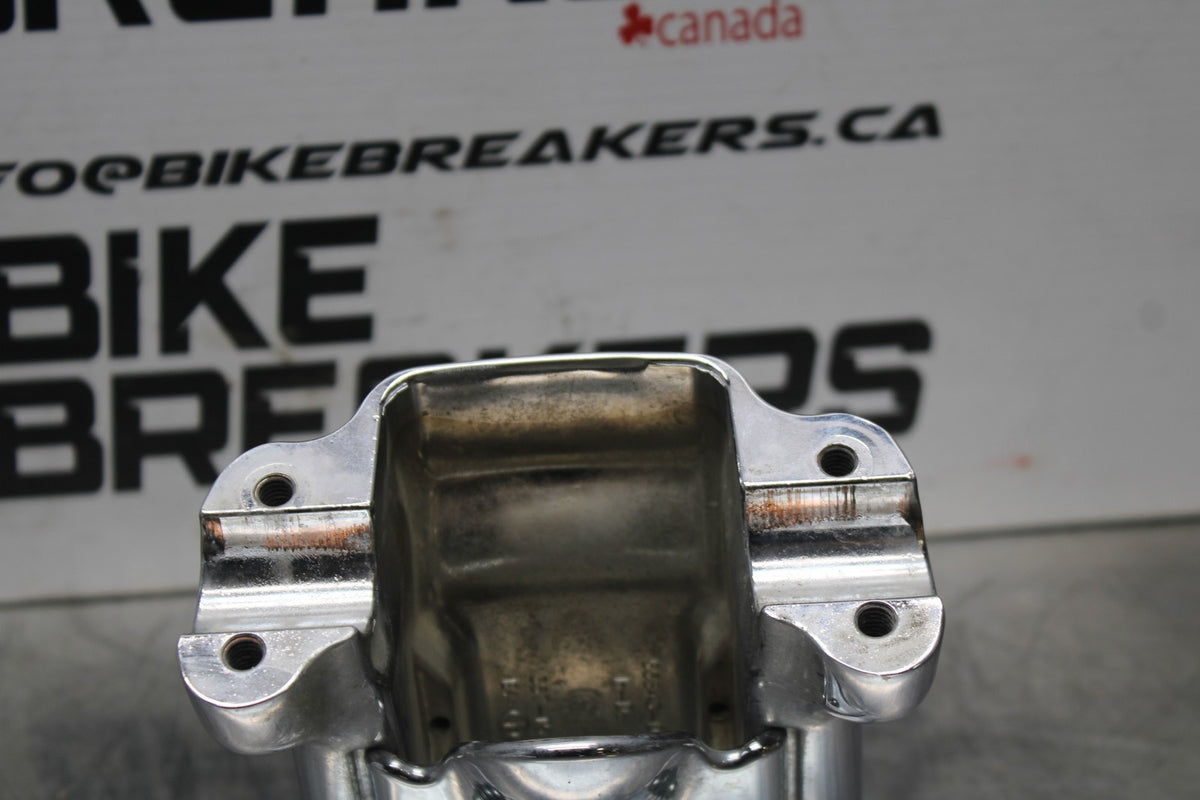 09 HARLEY-DAVIDSON SPORTSTER 1200 CUSTOM XL1200C HANDLEBAR RISER BB776