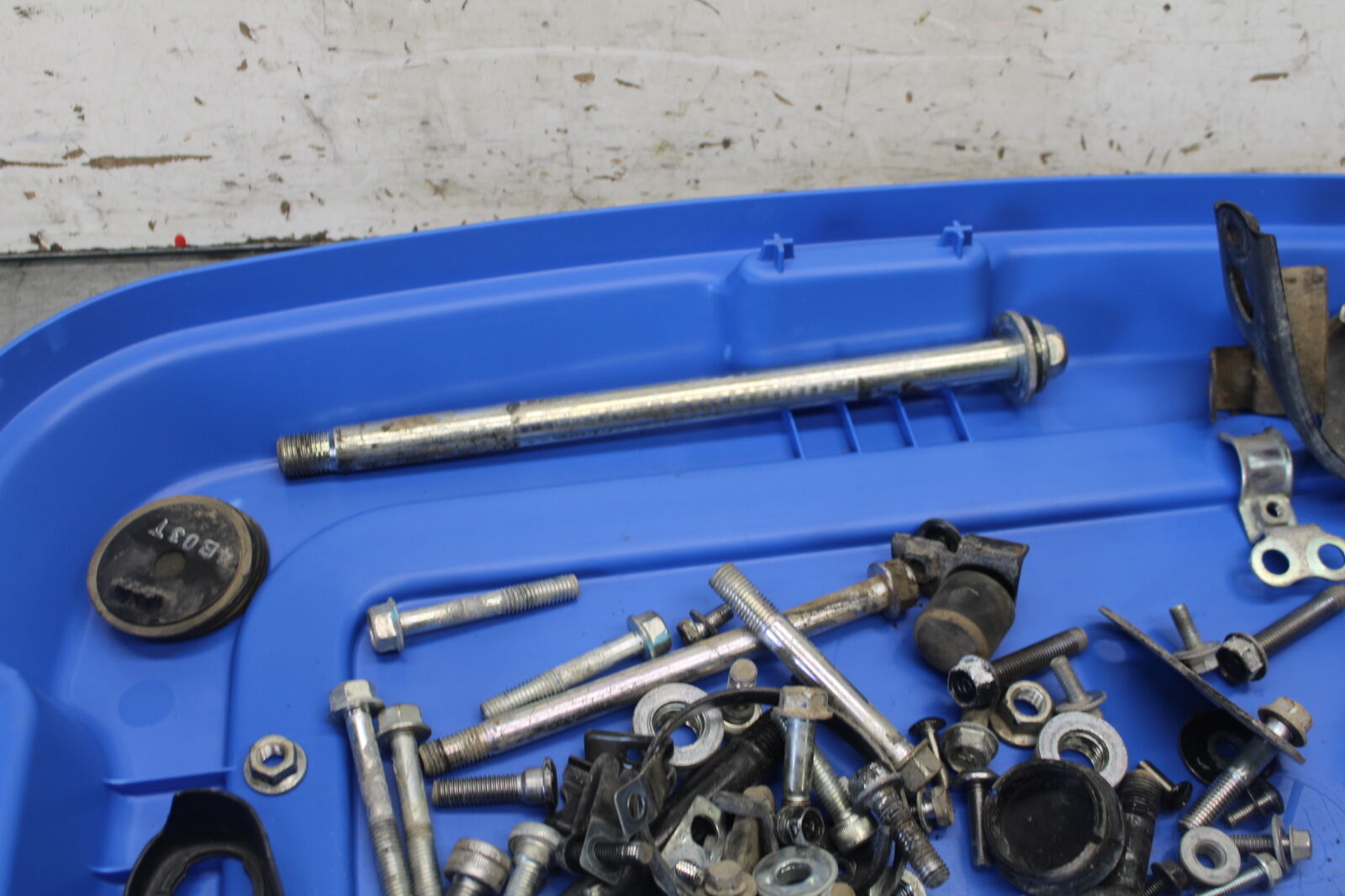 08-18 KAWASAKI KLR650 ENGINE MOUNTING BOLTS HARDWARE MOTOR SCREWS BB707