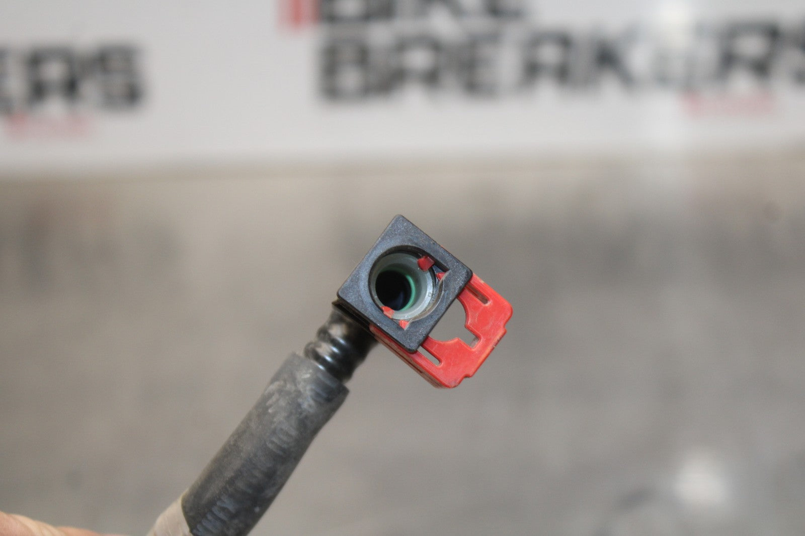 09-10 KAWASAKI ER-6N FUEL HOSE GAS LINE TUBE PIPE BB205