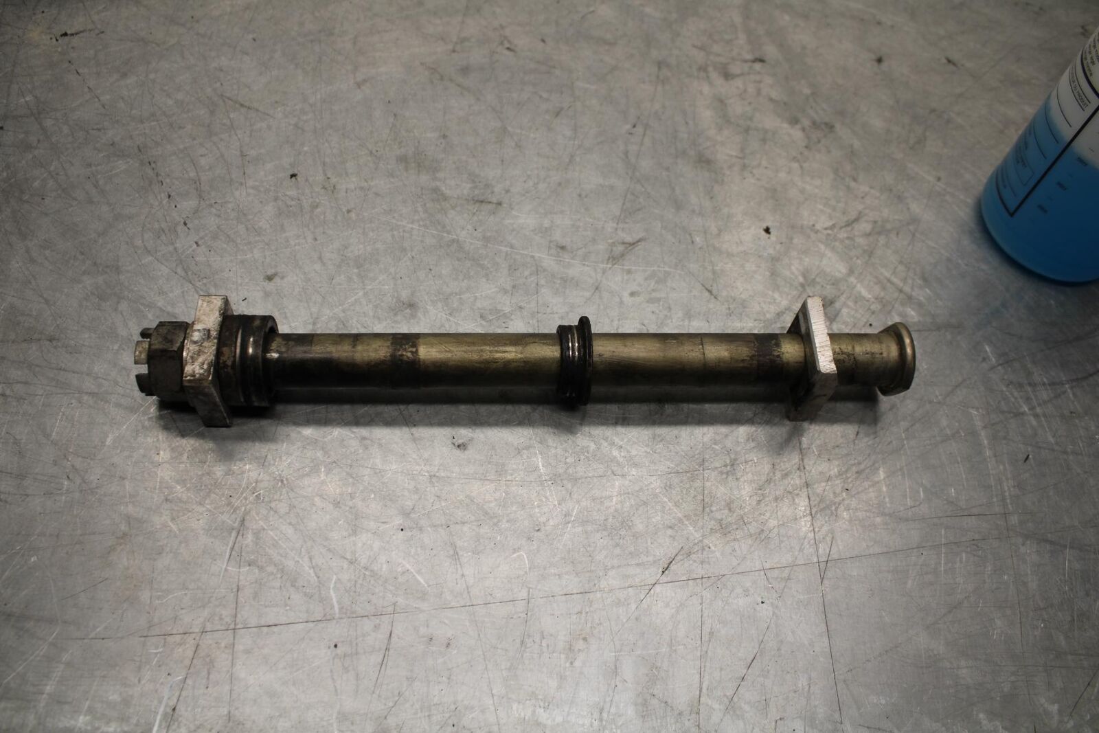 11-15 KAWASAKI ZX1000R REAR AXLE BACK WHEEL RIM PIVOT BOLT AXEL BB445