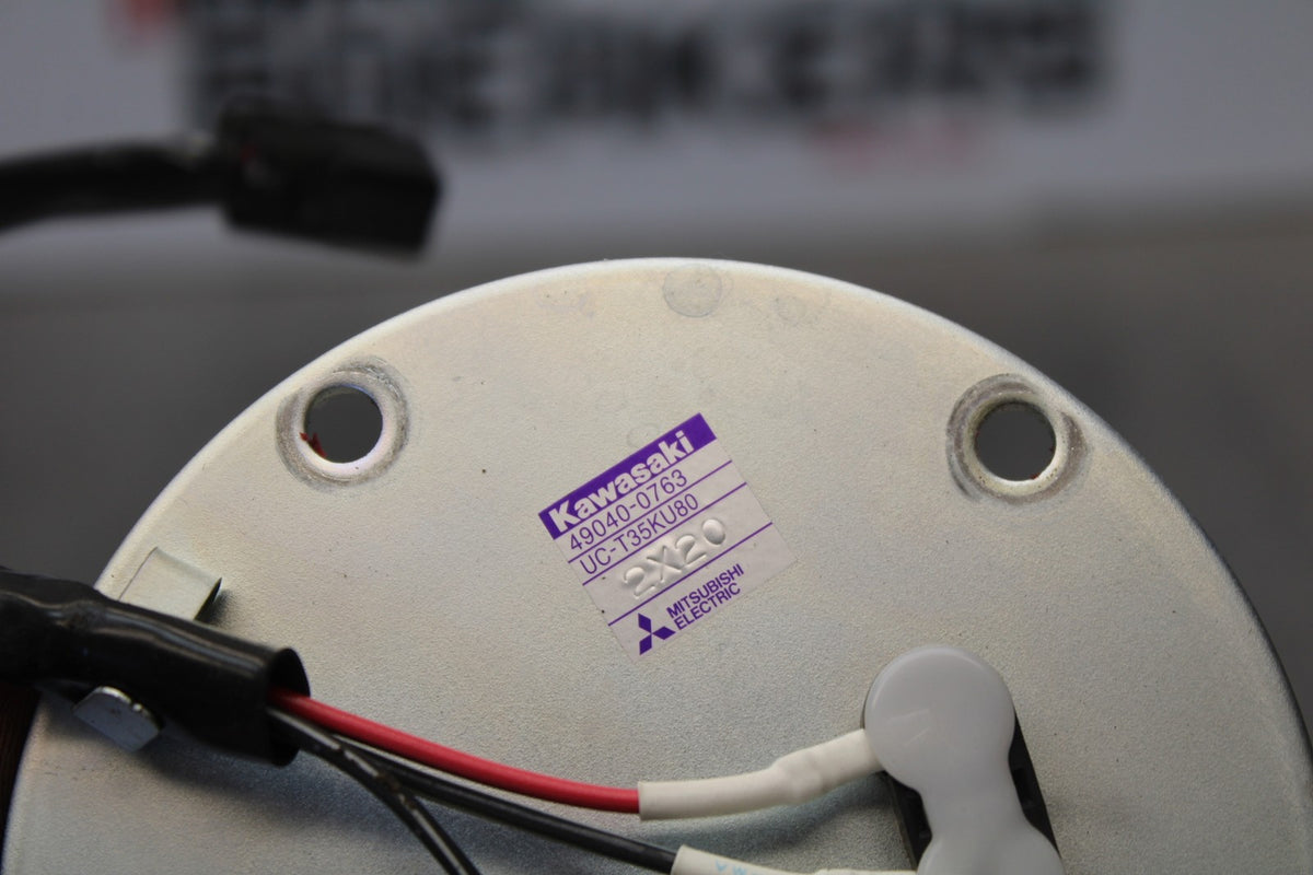 18-23 KAWASAKI NINJA 400 EX400 ABS FUEL PUMP GAS PETROL SENDER UNIT BB192