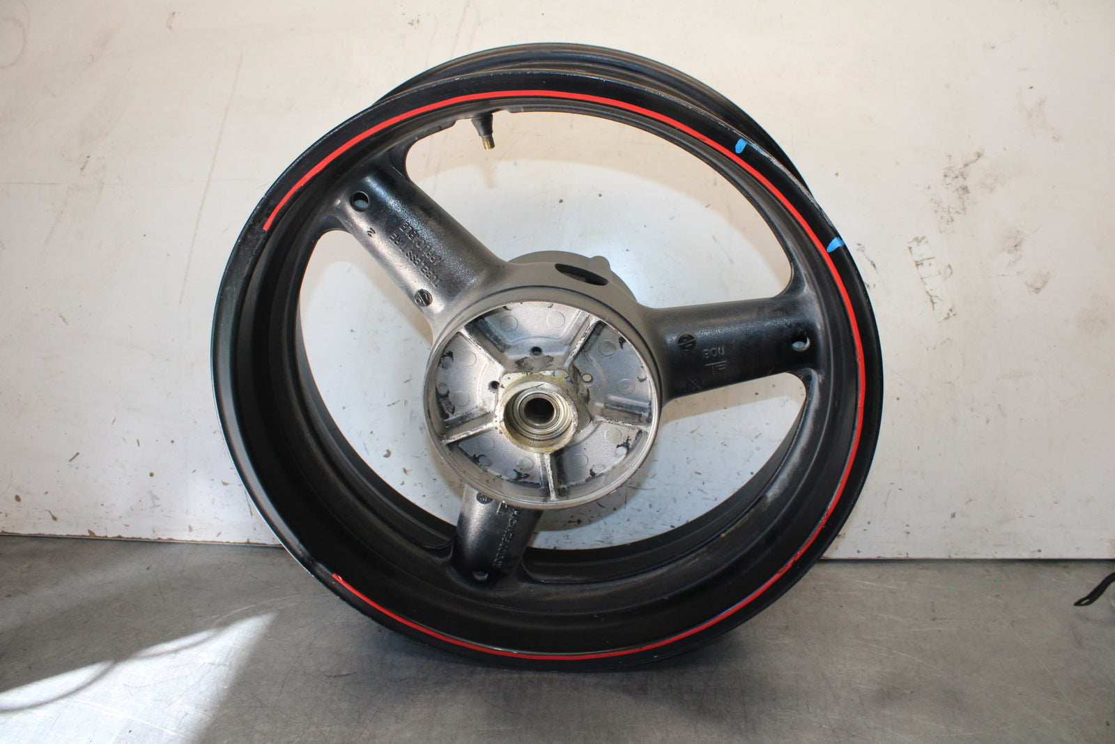 07-12 SUZUKI BANDIT 650F REAR WHEEL BACK RIM BB384