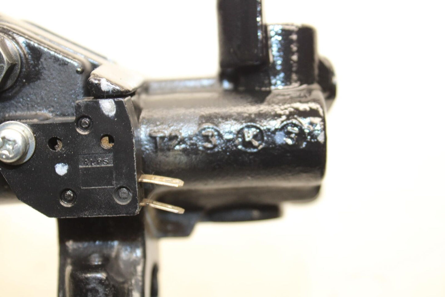 2015 Kawasaki Ninja 300 EX300 FRONT BRAKE MASTER CYLINDER w/ LEVER BB61