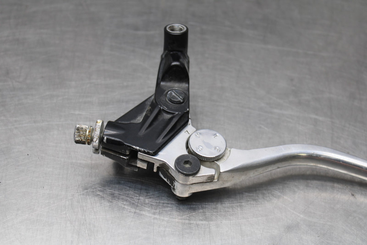 15 TRIUMPH TIGER 800 CLUTCH PERCH MOUNT WITH LEVER  BB873