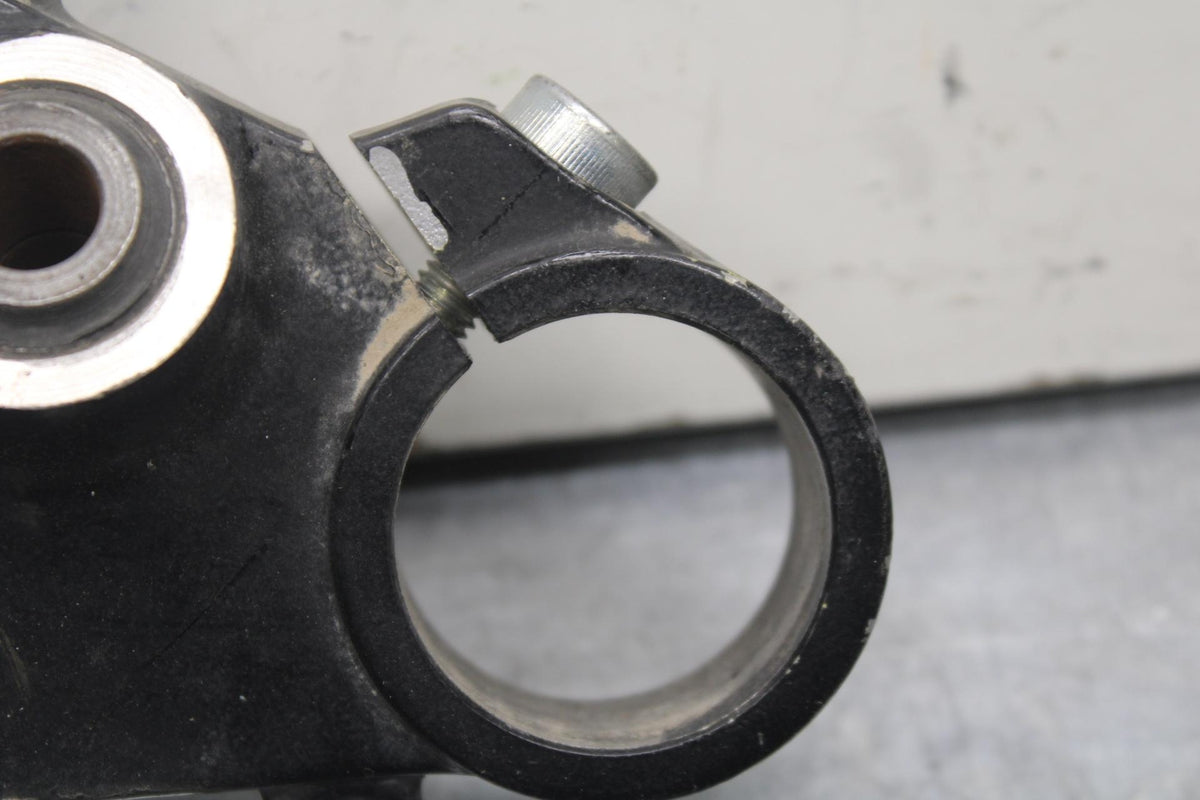 2001 Honda ST1100 FORKS UPPER TRIPLE TREE CLAMP BB89