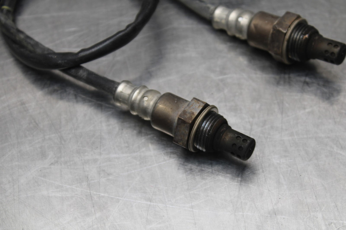 18 YAMAHA SUPER TENERE OXYGEN O2 EXHAUST GAS LAMBDA SENSOR SET BB832