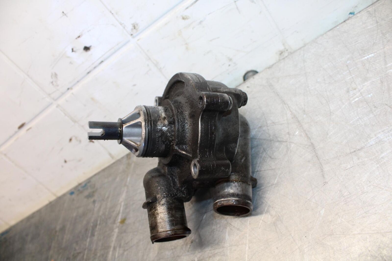 06-07 SUZUKI GSXR600 ENGINE WATER COOLANT PUMP  BB447
