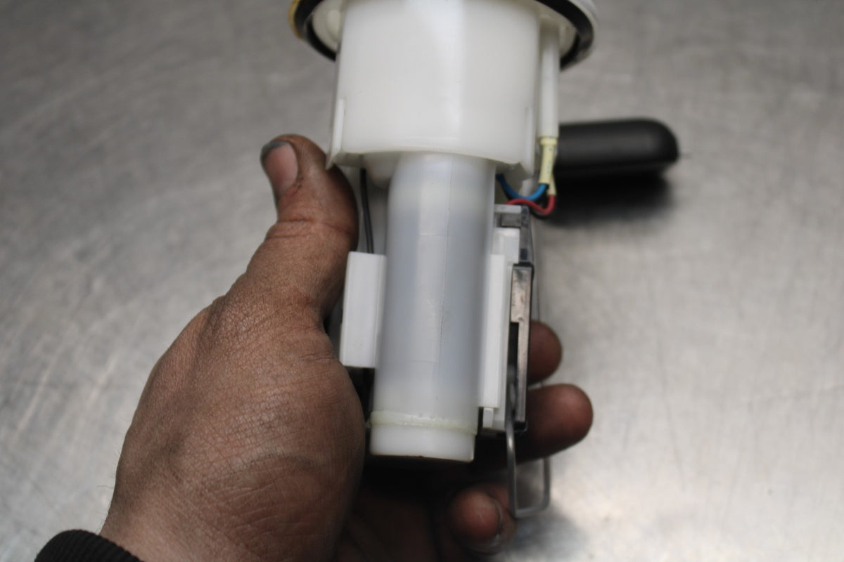 22-25 YAMAHA YZF R7 FUEL PUMP GAS PETROL SENDER UNIT BB850