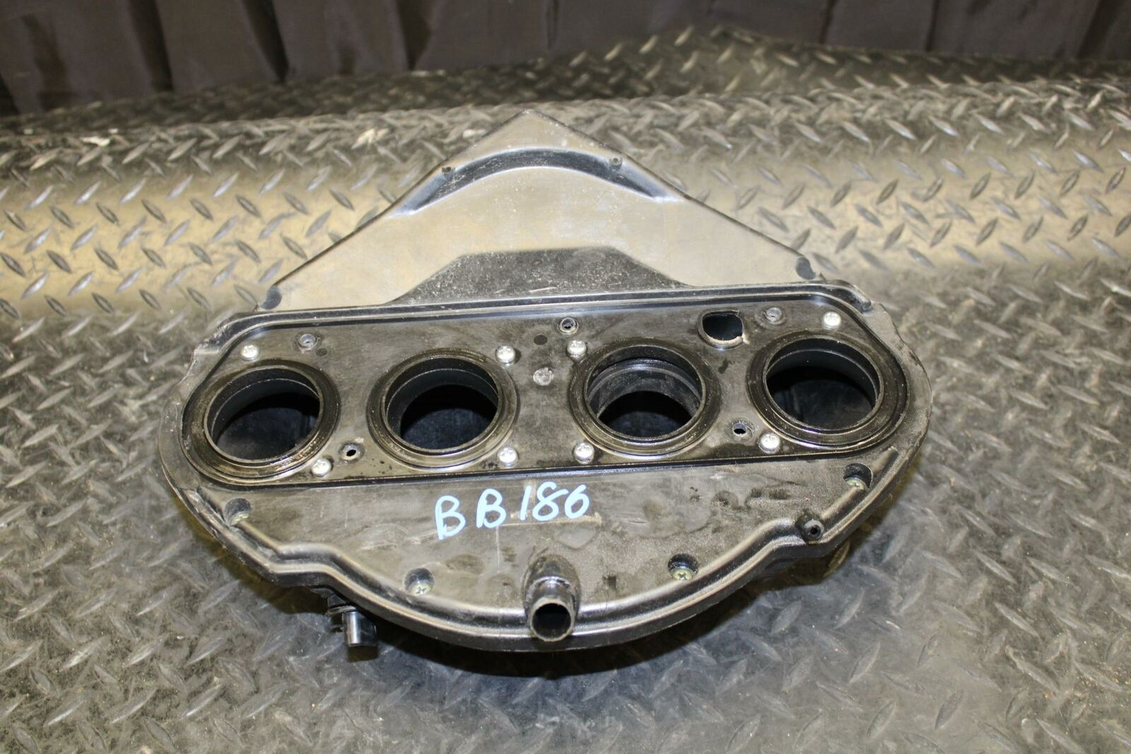 06-07 KAWASAKI NINJA ZX10R AIRBOX AIR INTAKE FILTER BOX BB186