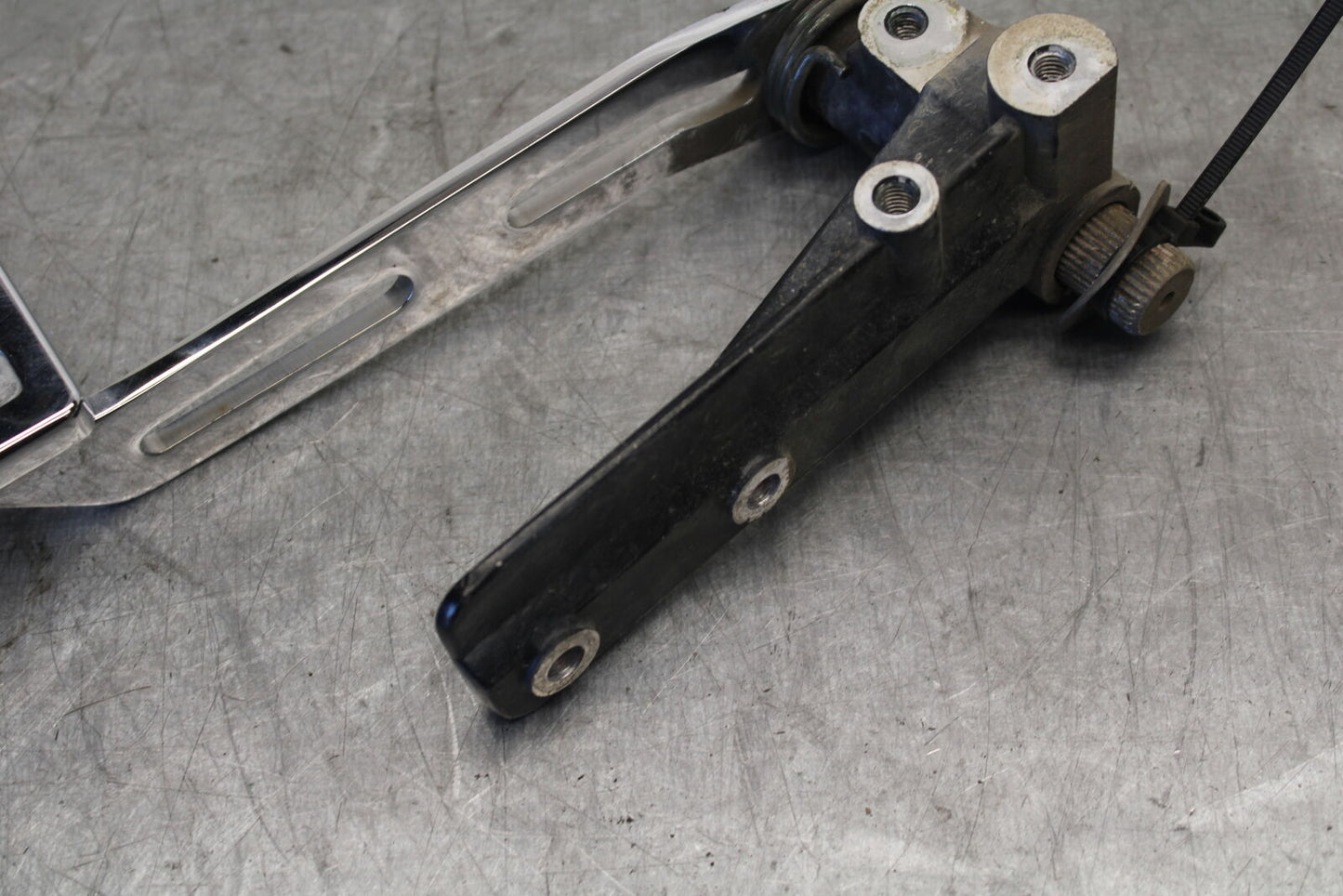 05-06 YAMAHA ROYAL STAR RIGHT REARSET BRAKE FOOT PEDAL BB697