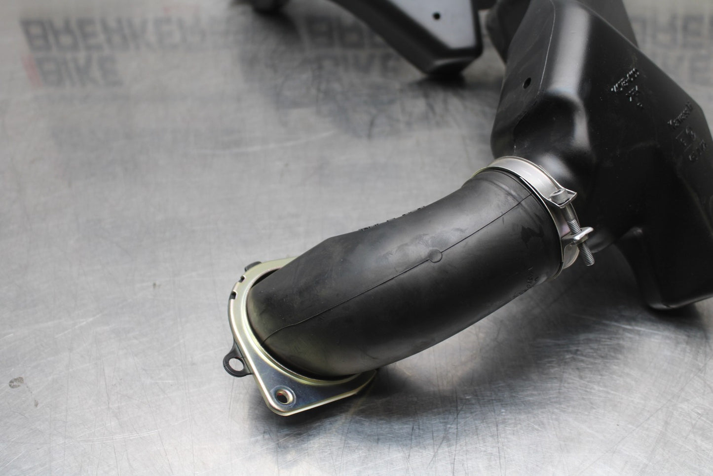 23-24 KAWASAKI NINJA ZX14R NEW!! RIGHT LEFT AIR INTAKE DUCTS BB764