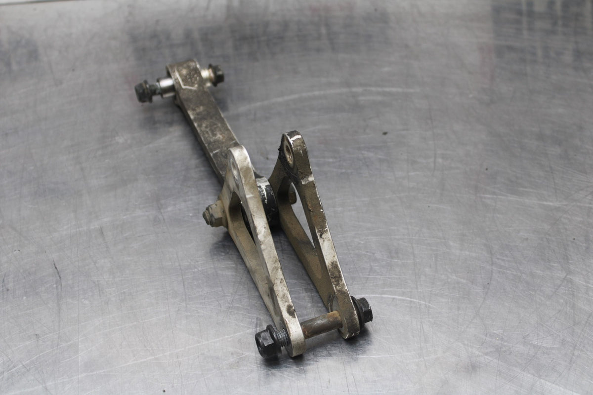 08-09 YAMAHA YZF R6S REAR DOGBONE SHOCK LINKAGE LINK BB796