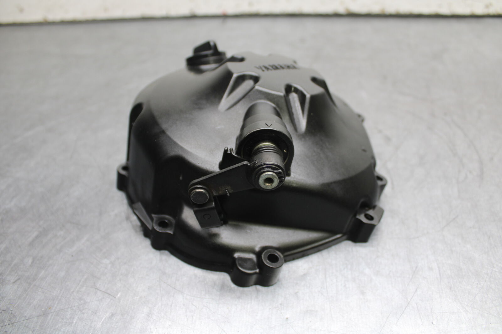 06 YAMAHA YZF R6 CLUTCH SIDE ENGINE MOTOR COVER BB716